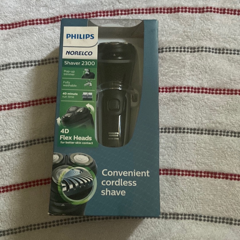 PHILIPS NORELCO Shaver 2300